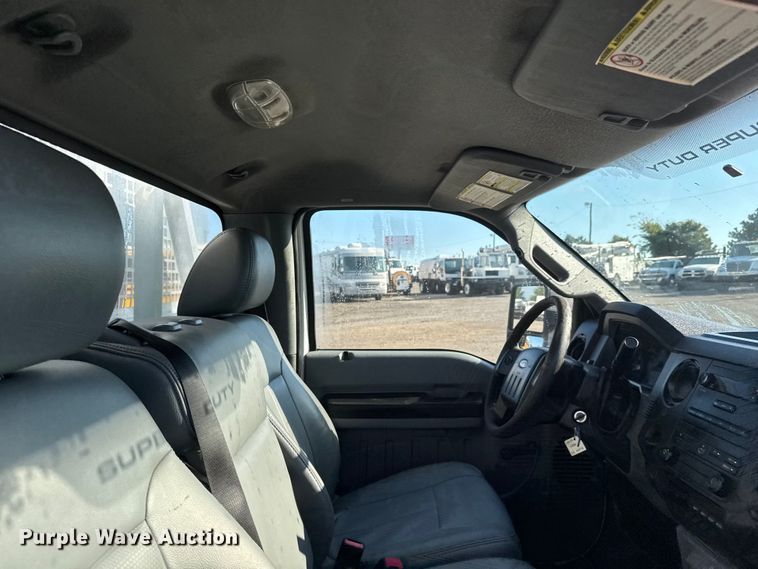 image for item NU9702 2011 Ford F350 Super Duty XL flatbed pickup truck