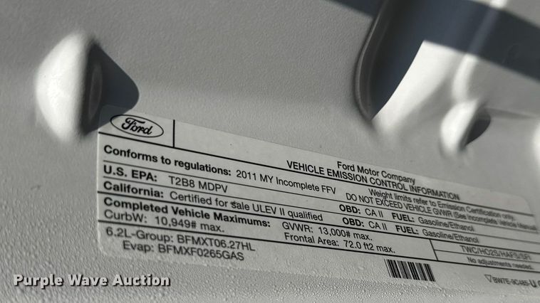 image for item NU9702 2011 Ford F350 Super Duty XL flatbed pickup truck