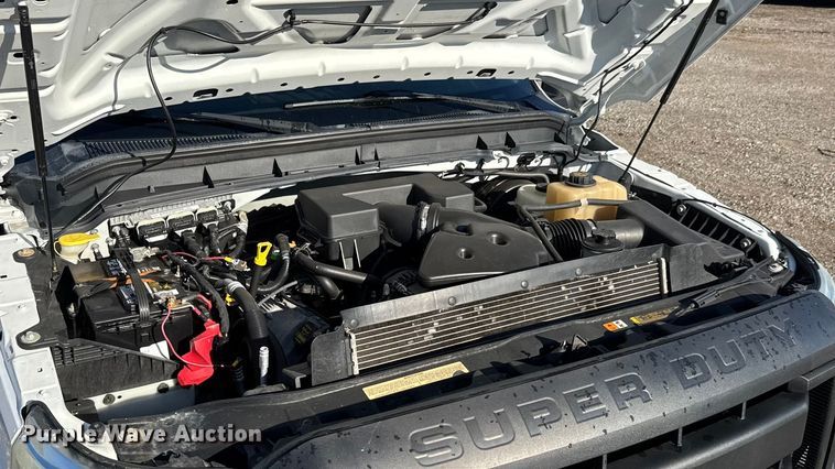 image for item NU9702 2011 Ford F350 Super Duty XL flatbed pickup truck