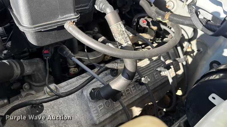 image for item NU9702 2011 Ford F350 Super Duty XL flatbed pickup truck