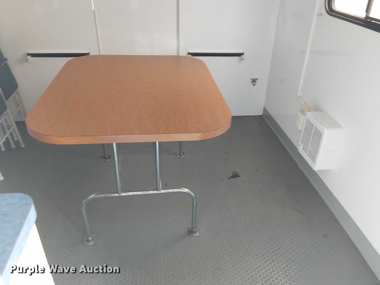 image for item NU9712 2007 GMC C5500 mobile medical unit