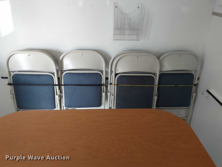 image for item NU9712 2007 GMC C5500 mobile medical unit