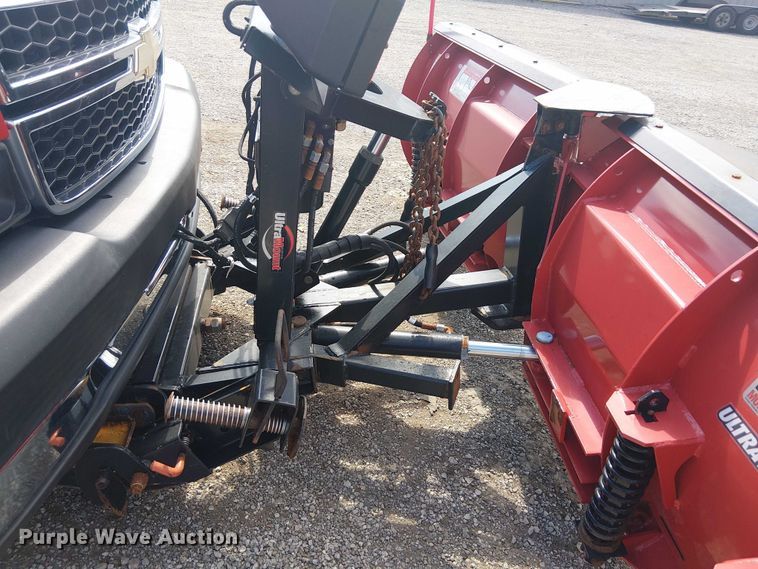 image for item NU9715 2006 Chevrolet Silverado 3500 dump bed pickup truck