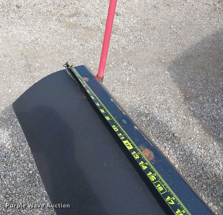 image for item NU9715 2006 Chevrolet Silverado 3500 dump bed pickup truck