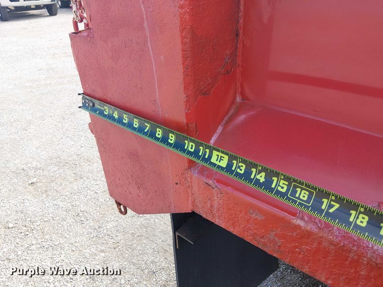 image for item NU9715 2006 Chevrolet Silverado 3500 dump bed pickup truck