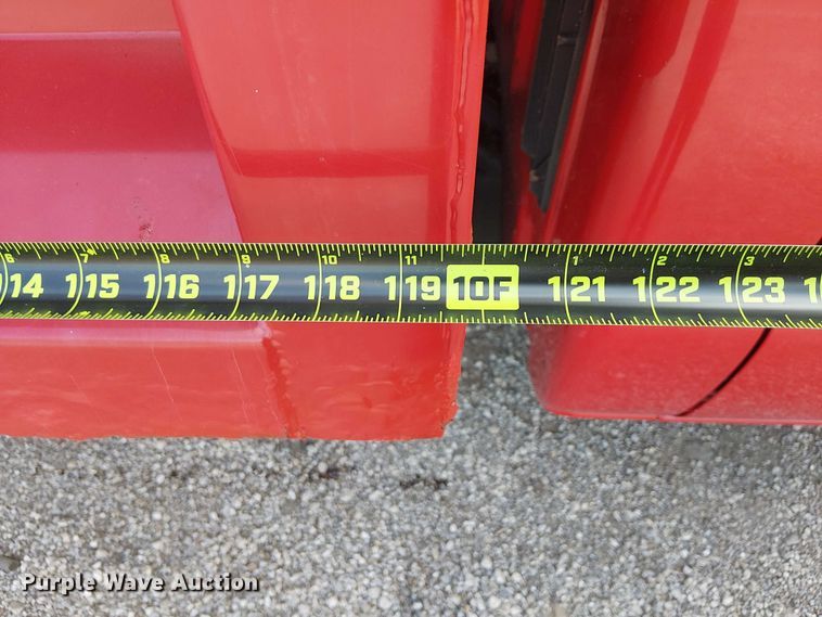 image for item NU9715 2006 Chevrolet Silverado 3500 dump bed pickup truck