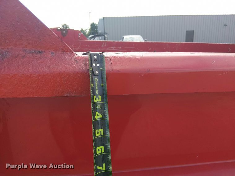 image for item NU9715 2006 Chevrolet Silverado 3500 dump bed pickup truck