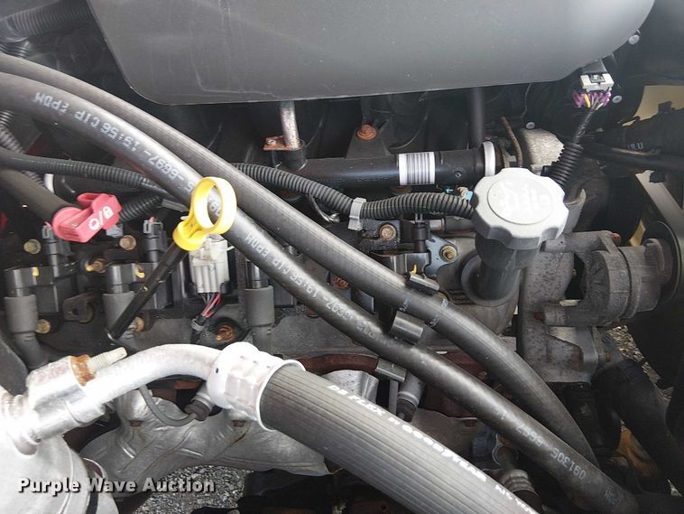 image for item NU9715 2006 Chevrolet Silverado 3500 dump bed pickup truck