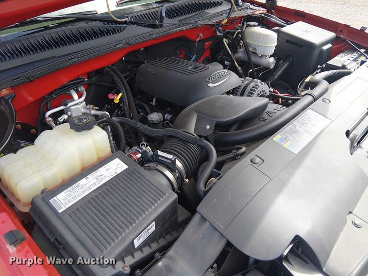 image for item NU9715 2006 Chevrolet Silverado 3500 dump bed pickup truck