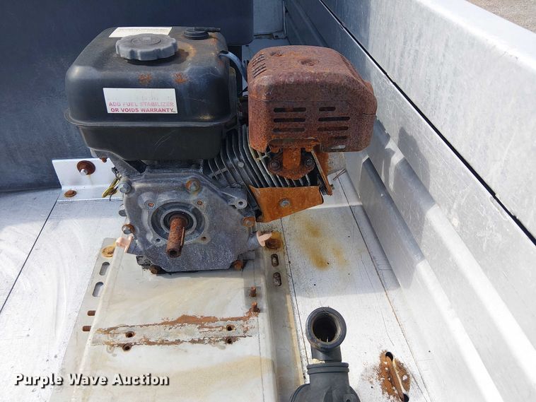 image for item NU9716 2012 Ford F250 Super Duty flatbed pickup truck