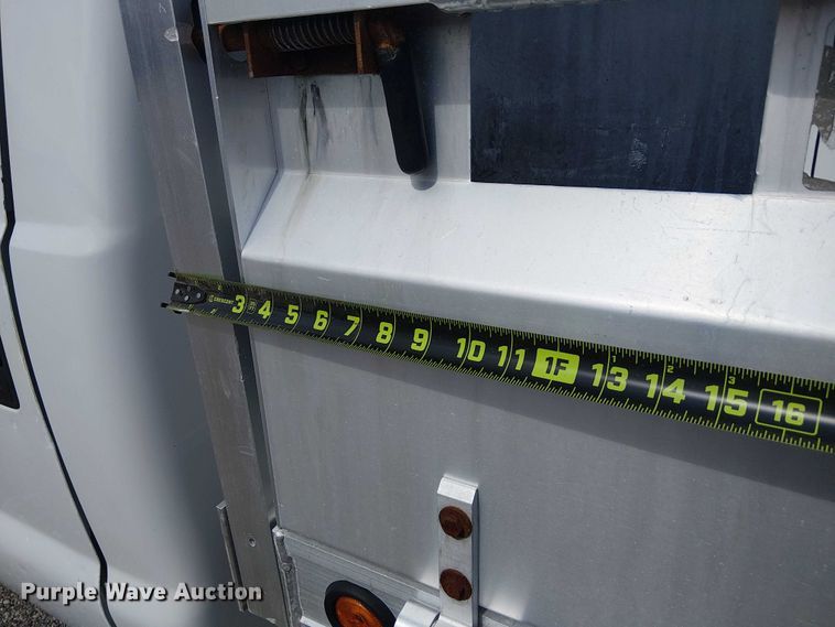 image for item NU9716 2012 Ford F250 Super Duty flatbed pickup truck