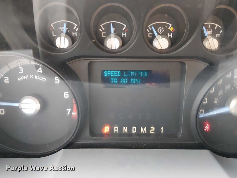 image for item NU9716 2012 Ford F250 Super Duty flatbed pickup truck