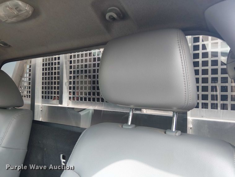 image for item NU9716 2012 Ford F250 Super Duty flatbed pickup truck