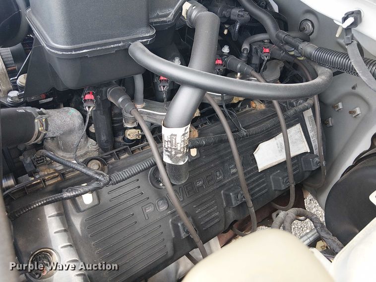 image for item NU9716 2012 Ford F250 Super Duty flatbed pickup truck