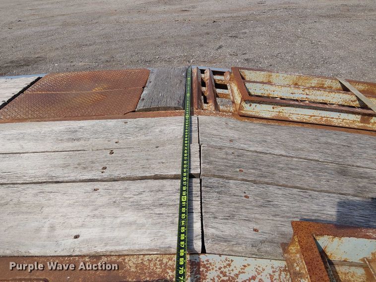 image for item NU9719 1998 Interstate equipment trailer