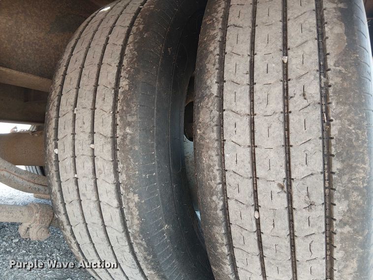 image for item NU9719 1998 Interstate equipment trailer