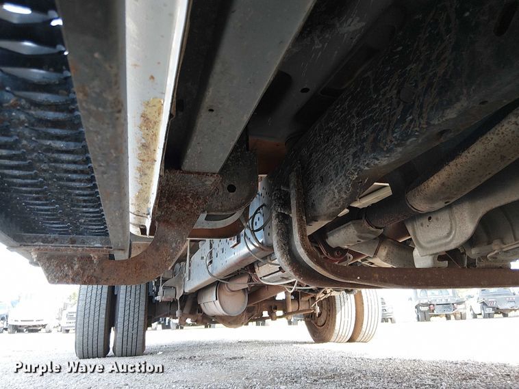 image for item NU9721 2018 Ford E450 Super Duty delivery truck