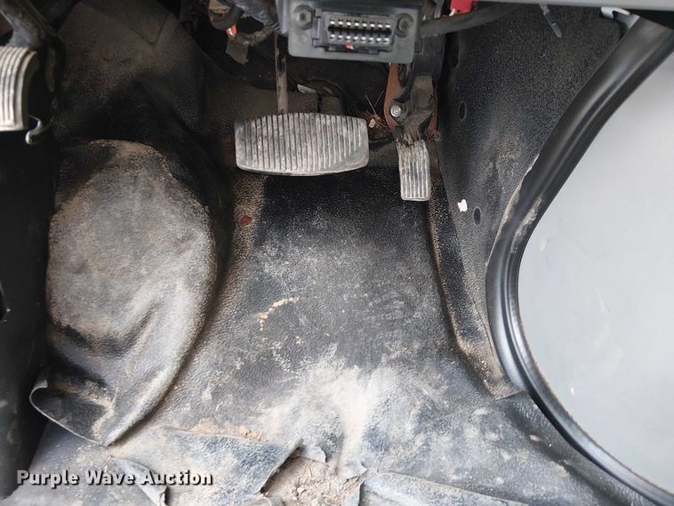 image for item NU9721 2018 Ford E450 Super Duty delivery truck