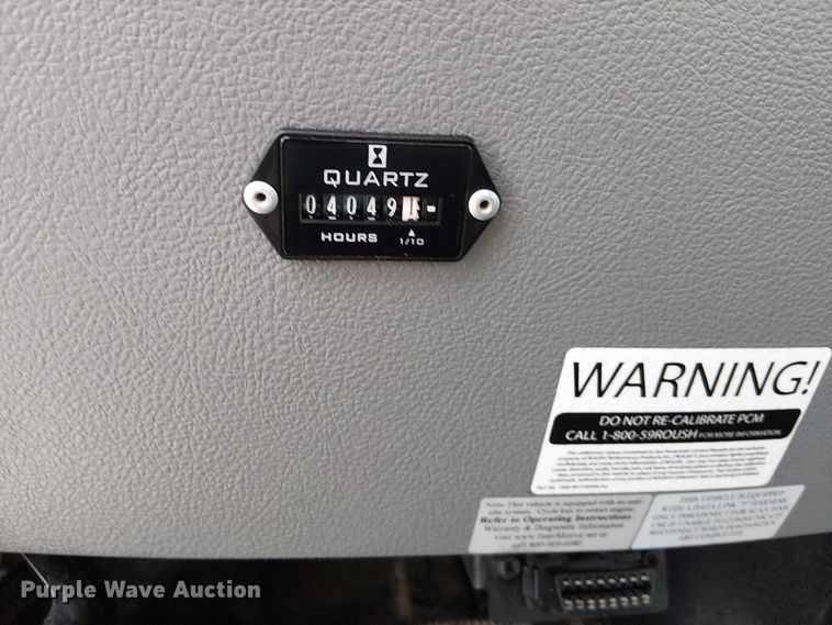 image for item NU9721 2018 Ford E450 Super Duty delivery truck