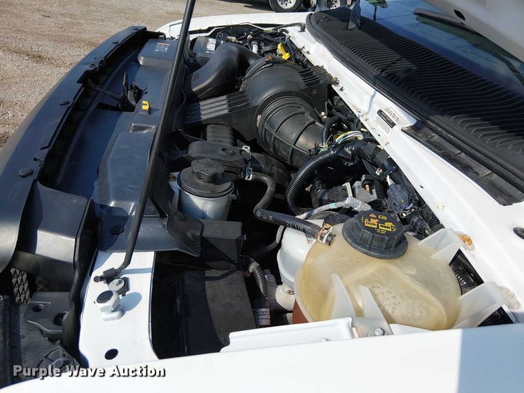 image for item NU9721 2018 Ford E450 Super Duty delivery truck