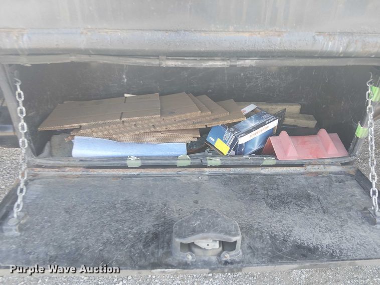 image for item NU9722 2019 Western Star 4700 flatbed truck