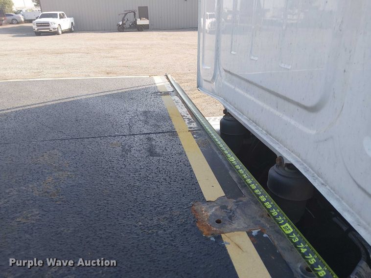 image for item NU9722 2019 Western Star 4700 flatbed truck