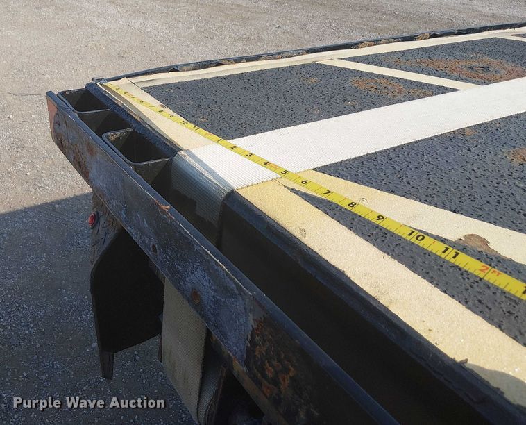 image for item NU9722 2019 Western Star 4700 flatbed truck