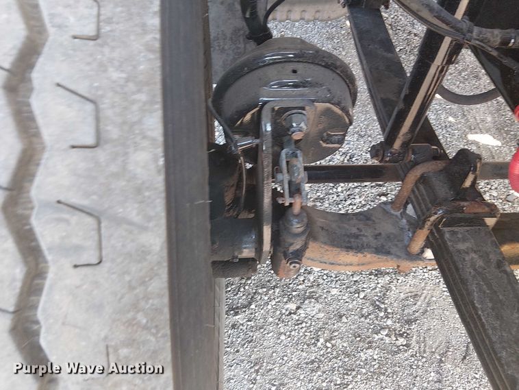 image for item NU9722 2019 Western Star 4700 flatbed truck