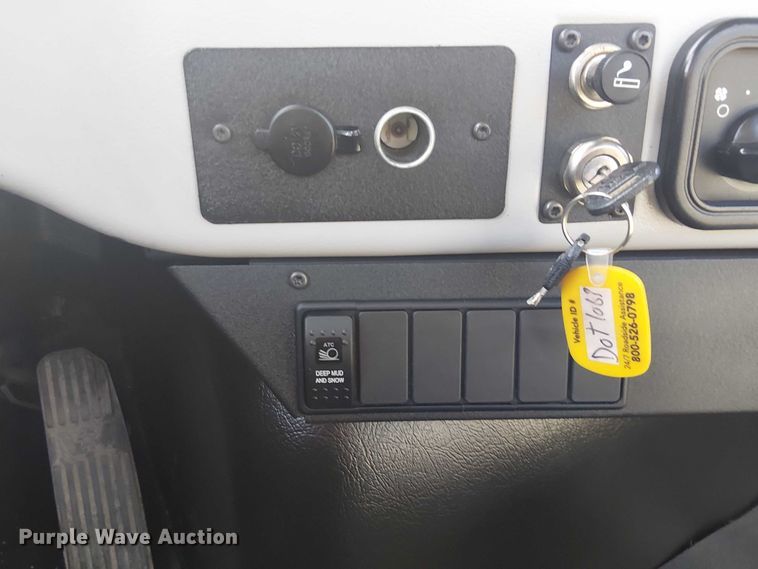 image for item NU9722 2019 Western Star 4700 flatbed truck