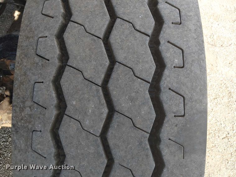 image for item NU9722 2019 Western Star 4700 flatbed truck