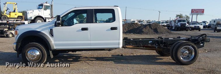 image for item NU9725 2022 Ford F550 Super Duty truck cab and chassis