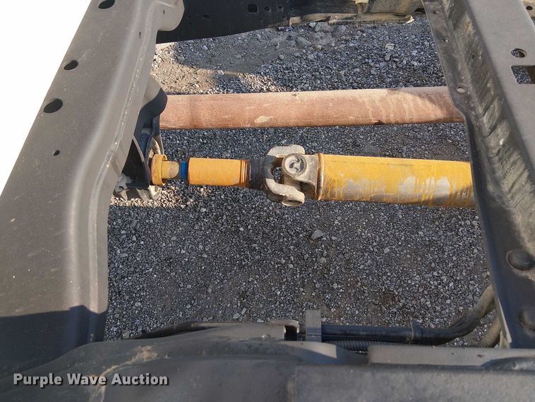 image for item NU9725 2022 Ford F550 Super Duty truck cab and chassis