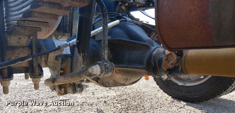 image for item NU9725 2022 Ford F550 Super Duty truck cab and chassis