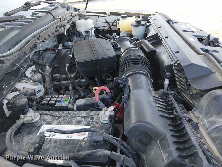 image for item NU9725 2022 Ford F550 Super Duty truck cab and chassis