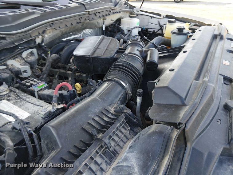 image for item NU9725 2022 Ford F550 Super Duty truck cab and chassis