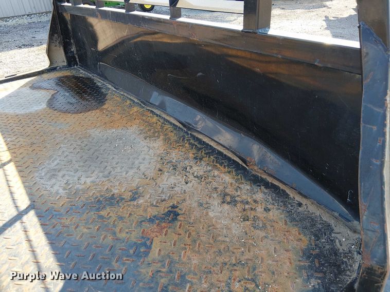 image for item NU9735 CM flatbed