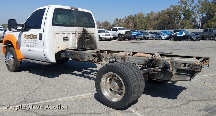 image for item YA0985 2013 Ford F450 Super Duty truck cab and chassis