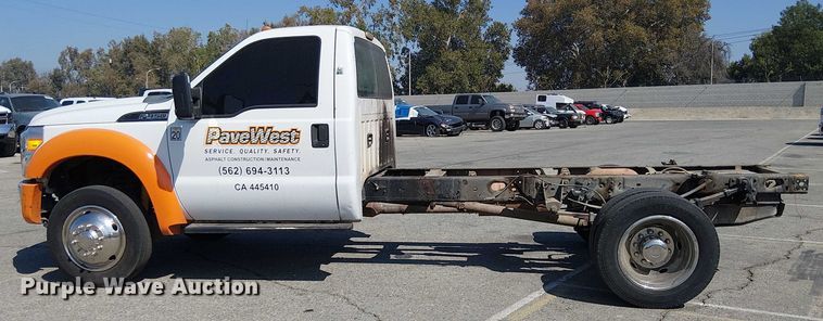 image for item YA0985 2013 Ford F450 Super Duty truck cab and chassis