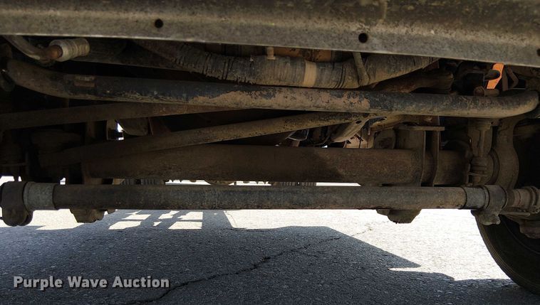 image for item YA0985 2013 Ford F450 Super Duty truck cab and chassis