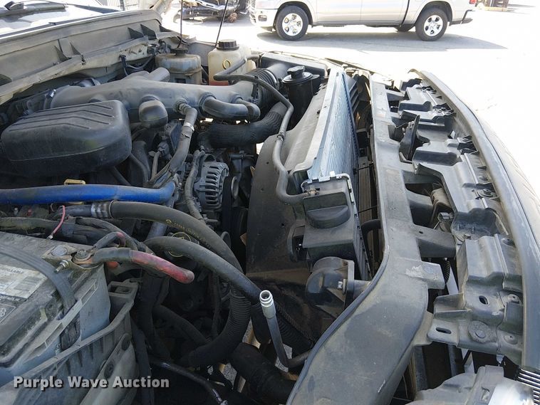 image for item YA0985 2013 Ford F450 Super Duty truck cab and chassis