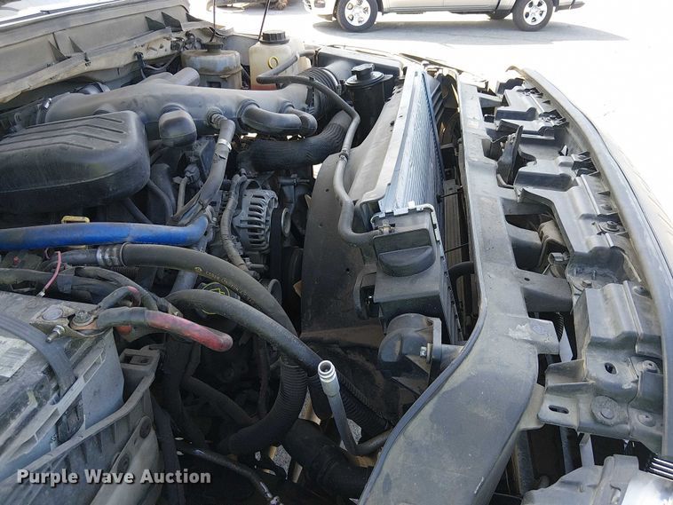 image for item YA0985 2013 Ford F450 Super Duty truck cab and chassis