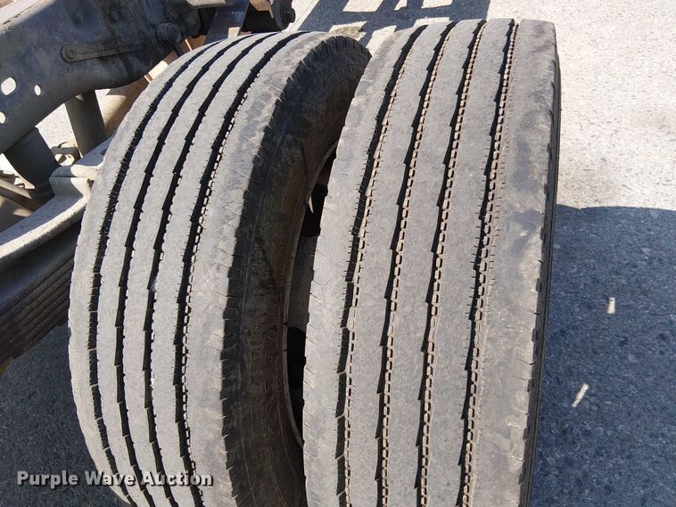 image for item YA0985 2013 Ford F450 Super Duty truck cab and chassis