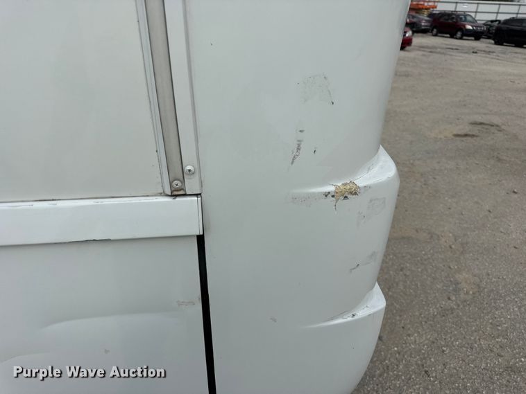 image for item YA1181 2005 Winnebago mobile command center