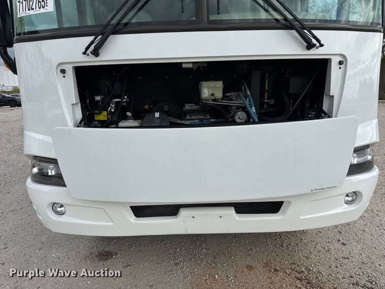 image for item YA1181 2005 Winnebago mobile command center