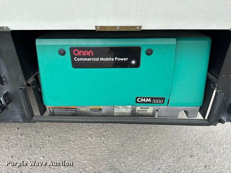 image for item YA1181 2005 Winnebago mobile command center