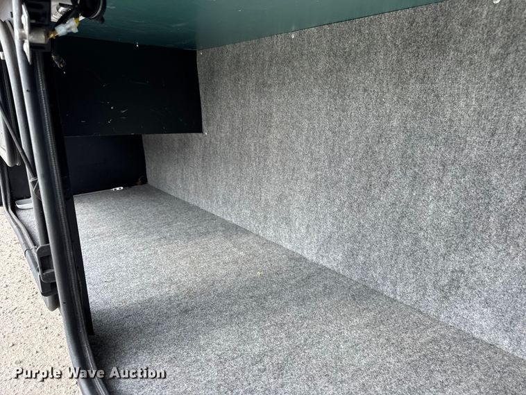 image for item YA1181 2005 Winnebago mobile command center