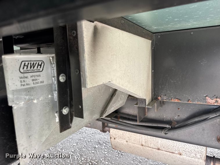 image for item YA1181 2005 Winnebago mobile command center