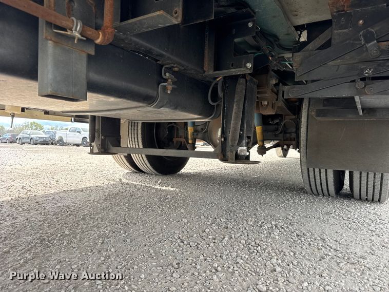 image for item YA1181 2005 Winnebago mobile command center