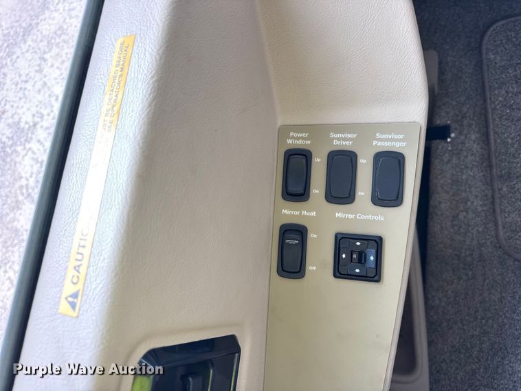 image for item YA1181 2005 Winnebago mobile command center