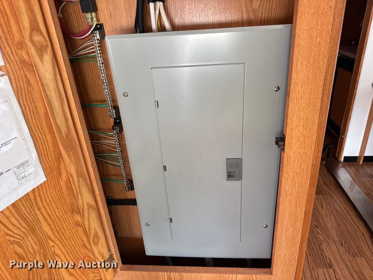 image for item YA1181 2005 Winnebago mobile command center